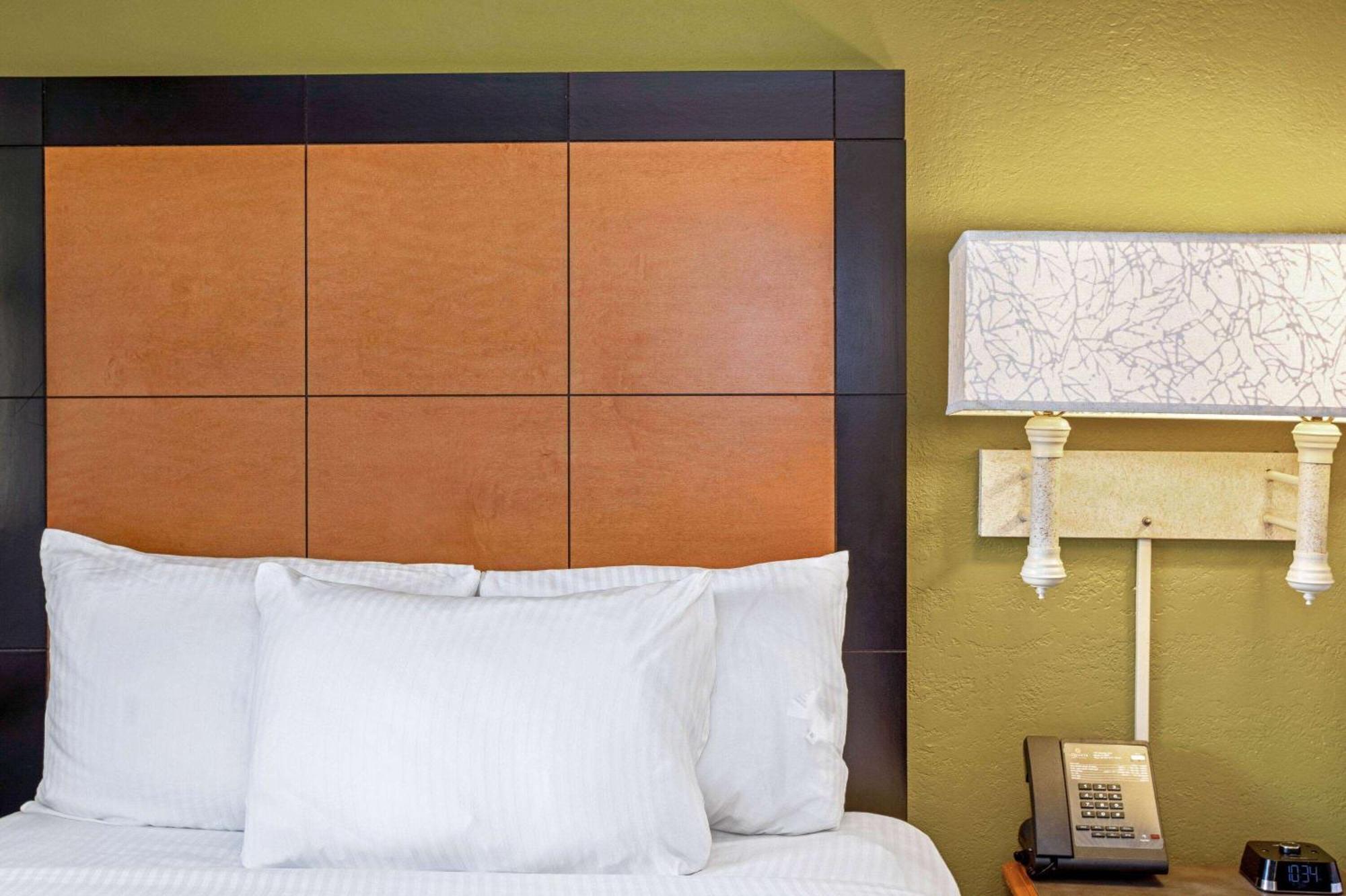 King Room - Disability Access,1520921272:JPEG