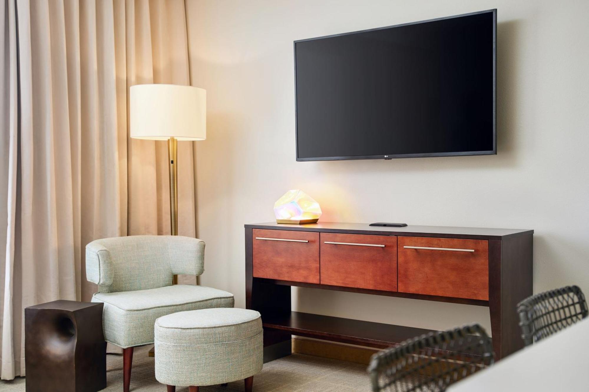 2 Bedroom Suite,1608345594:JPEG