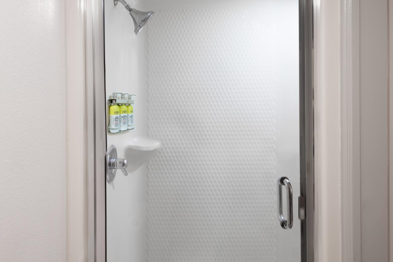 Standard Room,1276523269:JPEG