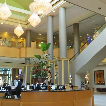 The Florida Hotel & Conference Center In The Florida Mall-2