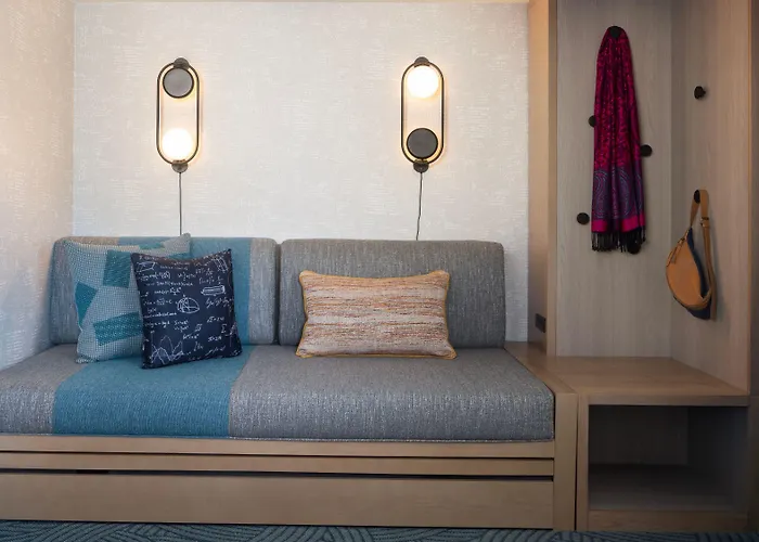 Hotel Landy Orlando Universal Blvd, A Tribute Portfolio Hotel